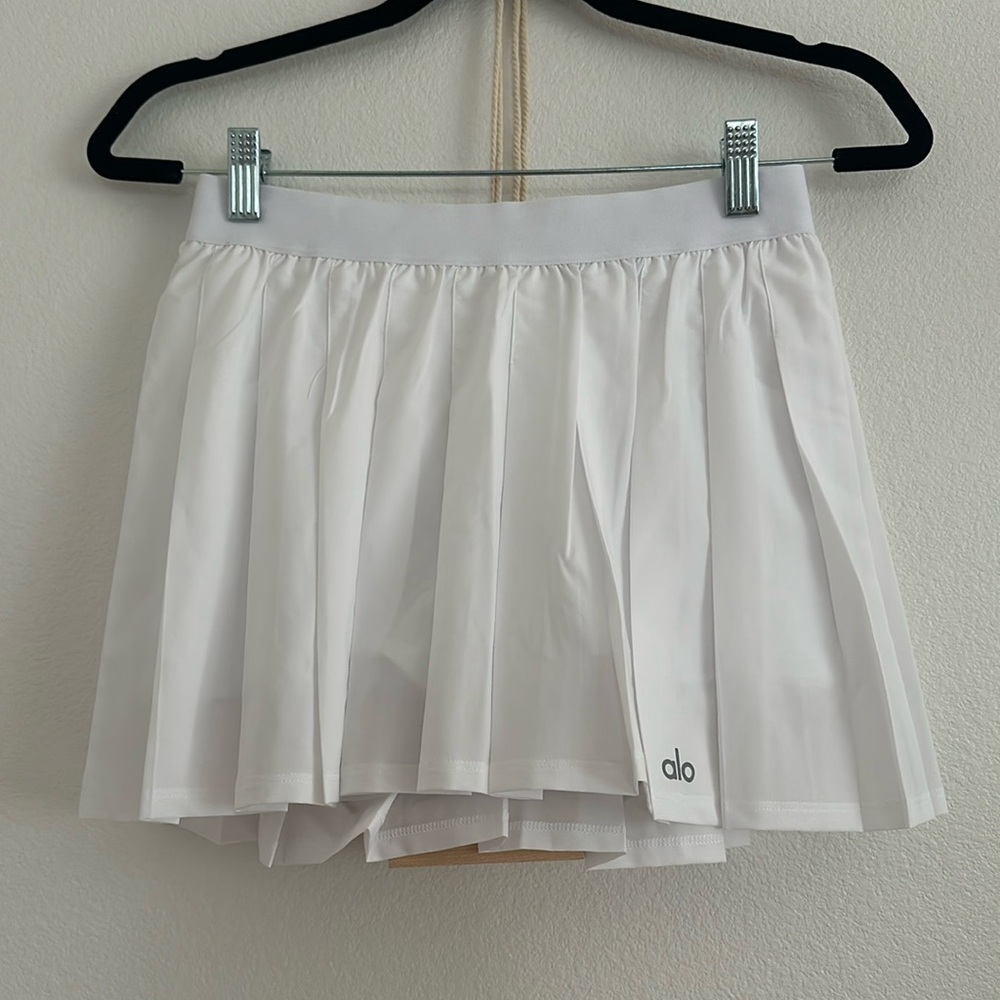 Brand new Alo Yoga Tennis Skirt
